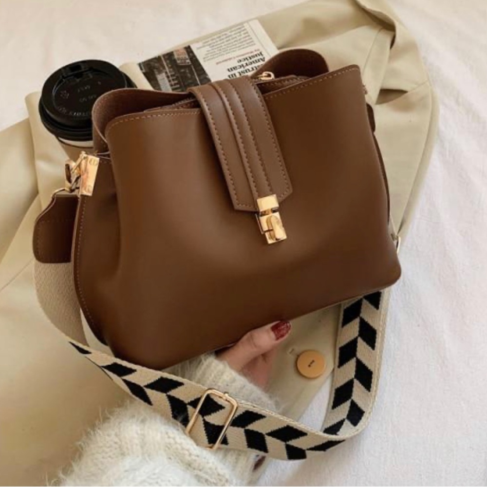 Ivy & Taylor BRAND new bag!!